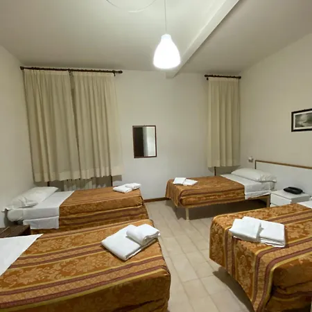 Marina מלון מונטה קטיני טרמה